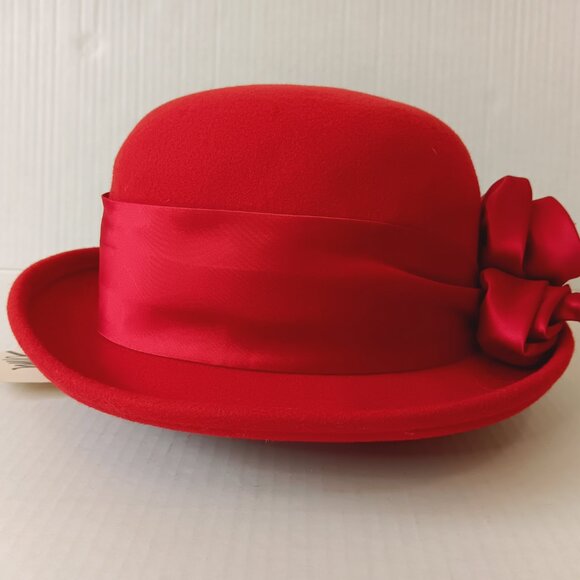 Vintage 1980s Sonni Women\'s Red Wool Cloche Hat With Fabric Rose Detail main image 4